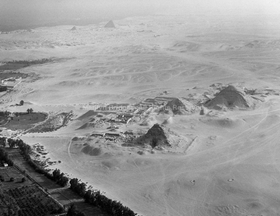 Overview of Abusir, 1992. copyright photographer Marilyn Bridges